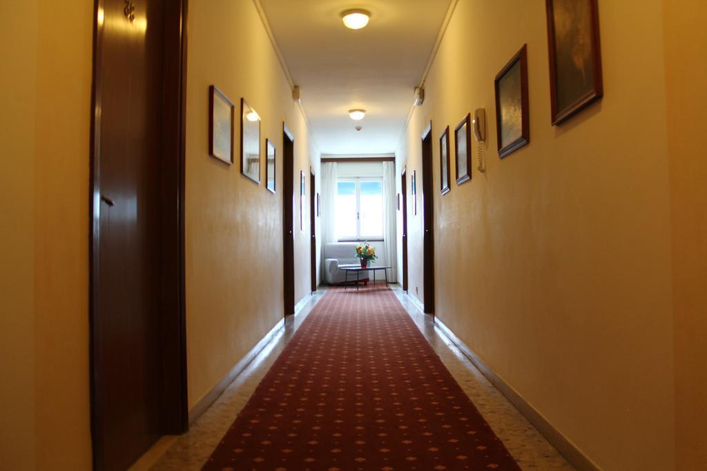 Hotel Azzorre Лідо-ді-Єзоло Екстер'єр фото